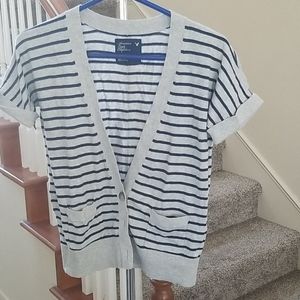 Woman cardigan short sleeve